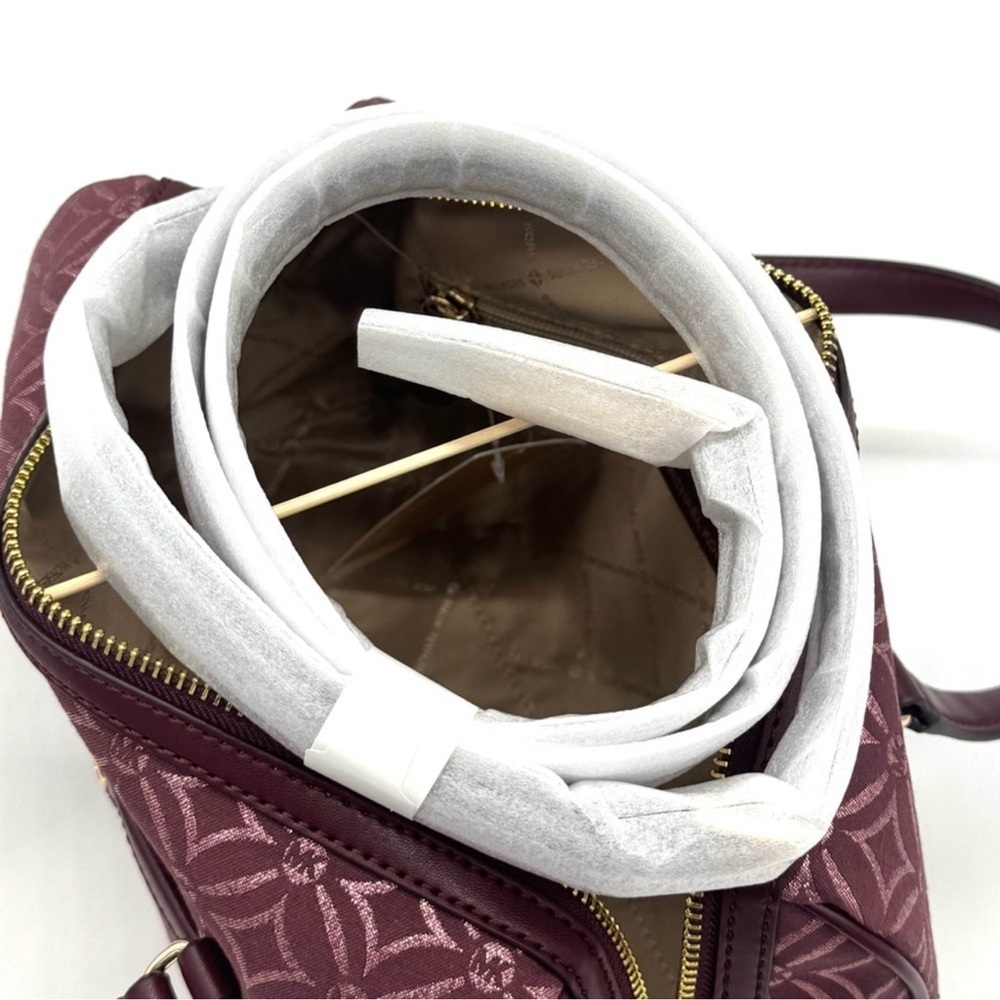 Michael Kors Jet Set Travel Medium Signature Logo Duffel Crossbody Bag Ox Blood - Picture 9 of 10